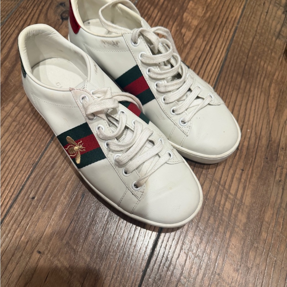 3 pairs summer Gucci women’s shoe haul all authentic, size 7.5. Bundle - Picture 5 of 7